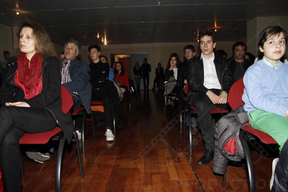 embaixada diplomas 011