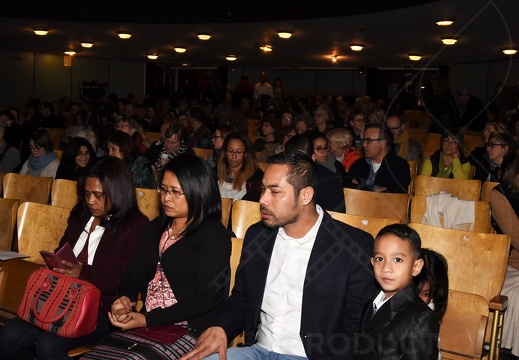 LUS 0327 (1409 visites) LUS 0327