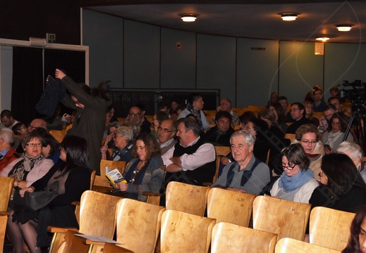 LUS 0330 (1367 visites) LUS 0330