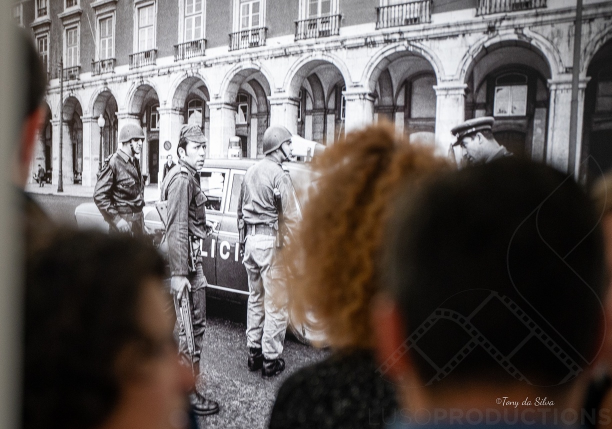 Exposição fotográfica de Alfredo Cunha